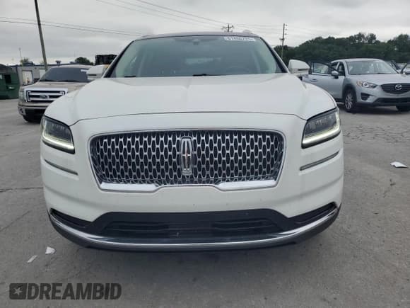 ✅ 2022 Lincoln Nautilus Reserve • VIN: 2LMPJ6K90NBL26705 • Lot: 61466725. Wystawiony na Copart z przebiegiem Nie podano. Bezpłatny archiwum sprzedaży aukcyjnych z USA i szczegółowy raport historii pojazdu na DreamBid. Zdjęcie 5.