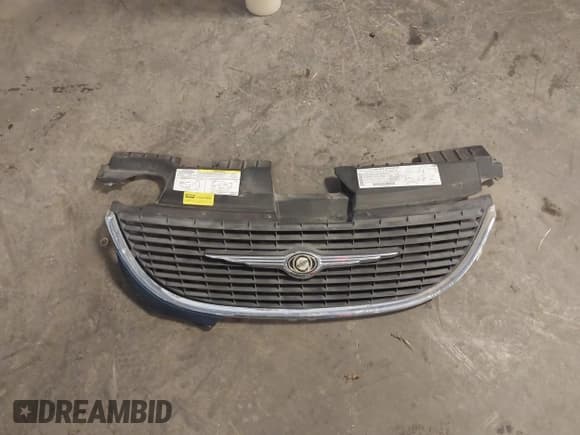 ✅ 2002 Chrysler Town & Country Limited • VIN: 2C8GP64L12R646804 • Lot: 41719391. Wystawiony na IAAI z przebiegiem 86 583 mil. Bezpłatny archiwum sprzedaży aukcyjnych z USA i szczegółowy raport historii pojazdu na DreamBid. Zdjęcie 12.