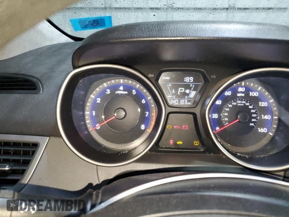 ✅ 2016 Hyundai Elantra SE • VIN: 5NPDH4AE8GH660554 • Лот: 86511535. Опубликован ранее на Copart с пробегом 140 183 миль. Бесплатный доступ к архиву аукционных продаж из США и подробный отчёт об истории автомобиля на DreamBid. Изображение 9.