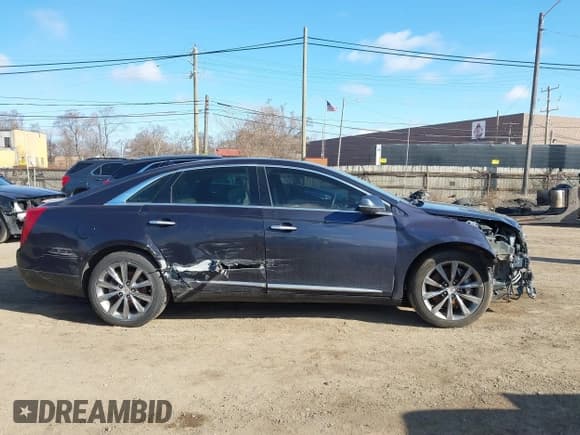 ✅ 2013 Cadillac XTS Luxury • VIN: 2G61P5S37D9202529 • Lot: 41883139. Wystawiony na IAAI z przebiegiem 79 187 mil. Bezpłatny archiwum sprzedaży aukcyjnych z USA i szczegółowy raport historii pojazdu na DreamBid. Zdjęcie 12.