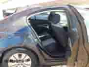 2015 Chevrolet Cruze LS z VIN 1G1PA5SH2F7297888, wystawiony jako IAAI lot #43445505 z przebiegiem 124 301 mil mil oraz . Historia ofert i sprzedaży dostępna na DreamBid. Obrazek 8.