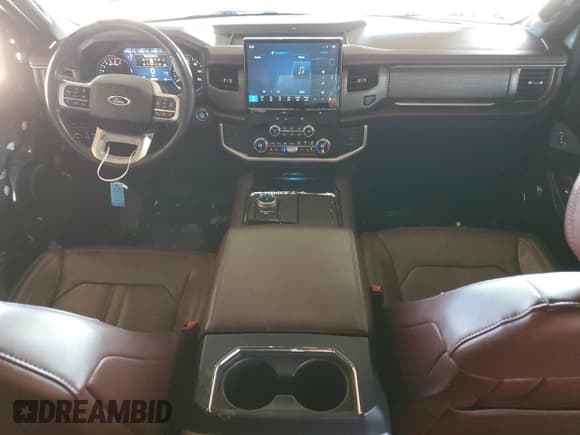 ✅ 2023 Ford Expedition Limited • VIN: 1FMJU1K80PEA59446 • Lot: 90709545. Listed on Copart with 45,139 mi. Free auction sales archive from the USA and detailed vehicle history report at DreamBid. Image 8.