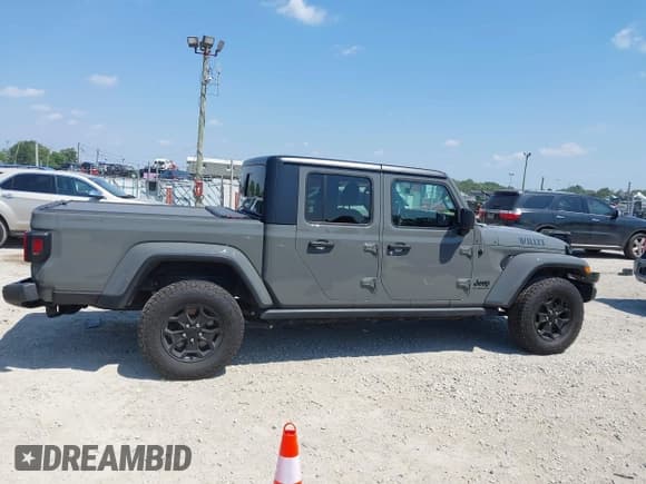✅ 2021 Jeep Gladiator Sport S • VIN: 1C6HJTAG7ML578251 • Lot: 42942726. Wystawiony na IAAI z przebiegiem 49 634 mil. Bezpłatny archiwum sprzedaży aukcyjnych z USA i szczegółowy raport historii pojazdu na DreamBid. Zdjęcie 13.