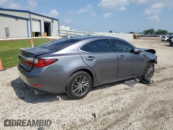 ✅ 2016 Lexus ES 330 • VIN: 58ABK1GG1GU027680 • Lot: 68623595. Listed on Copart with 112,108 mi. Free auction sales archive from the USA and detailed vehicle history report at DreamBid. Image 3.