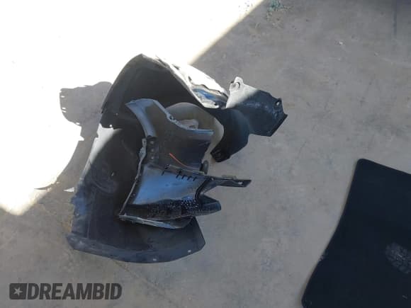 ✅ 2024 Tesla Model 3 Long Range • VIN: 5YJ3E1EB3RF797440 • Лот: 42823299. Опубликован ранее на IAAI с пробегом 19 571 миль. Бесплатный доступ к архиву аукционных продаж из США и подробный отчёт об истории автомобиля на DreamBid. Изображение 12.