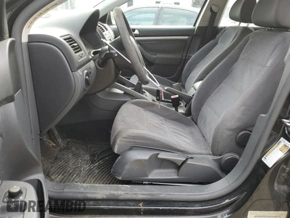 ✅ 2007 Volkswagen Jetta • VIN: 3VWGF81K07M147337 • Lot: 49919725. Listed on Copart with 155,529 mi. Free auction sales archive from the USA and detailed vehicle history report at DreamBid. Image 7.