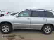 2002 Toyota Highlander с VIN JTEGD21A520038487, выставлен на аукционе IAAI как лот 42360225 с пробегом 163 470 миль миль и . История ставок и продаж доступна на DreamBid. Изображение 14.