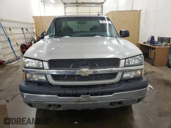 2004 Chevrolet Silverado 1500 z VIN 1GCEK19T14Z145388, wystawiony jako Copart lot #44710815 z przebiegiem 204 466 mil mil oraz Czysty tytuł • Clean title. Historia ofert i sprzedaży dostępna na DreamBid. Obrazek 5.