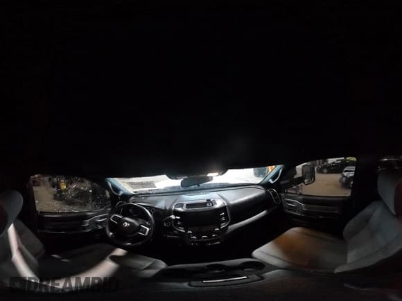 ✅ 2022 Ram 2500 Big Horn • VIN: 3C6UR5DL6NG436791 • Lot: 42287288. Wystawiony na IAAI z przebiegiem 62 207 mil. Bezpłatny archiwum sprzedaży aukcyjnych z USA i szczegółowy raport historii pojazdu na DreamBid. Zdjęcie 19.