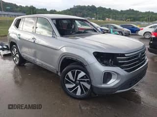 ✅ 2024 Volkswagen Atlas SE • VIN: 1V2JR2CA3RC533450 • Лот: 43099253. Опубликован ранее на IAAI с пробегом 5 499 миль. Бесплатный доступ к архиву аукционных продаж из США и подробный отчёт об истории автомобиля на DreamBid. Изображение 1.