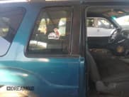 ✅ 2001 Ford Explorer Sport • VIN: 1FMYU60E91UC06378 • Лот: 76729614. Опубликован ранее на Copart с пробегом 182 815 миль. Бесплатный доступ к архиву аукционных продаж из США и подробный отчёт об истории автомобиля на DreamBid. Изображение 10.