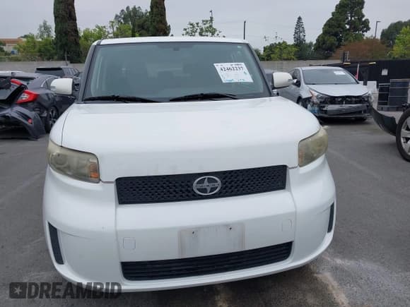 ✅ 2010 Scion xB • VIN: JTLZE4FE5A1114062 • Lot: 42462237. Wystawiony na IAAI z przebiegiem 215 664 mil. Bezpłatny archiwum sprzedaży aukcyjnych z USA i szczegółowy raport historii pojazdu na DreamBid. Zdjęcie 12.