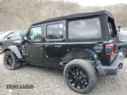 ✅ 2024 Jeep Wrangler Sahara • VIN: 1C4RJXP6XRW274744 • Lot: 53604185. Wystawiony na Copart z przebiegiem 26 306 mil. Bezpłatny archiwum sprzedaży aukcyjnych z USA i szczegółowy raport historii pojazdu na DreamBid. Zdjęcie 2.