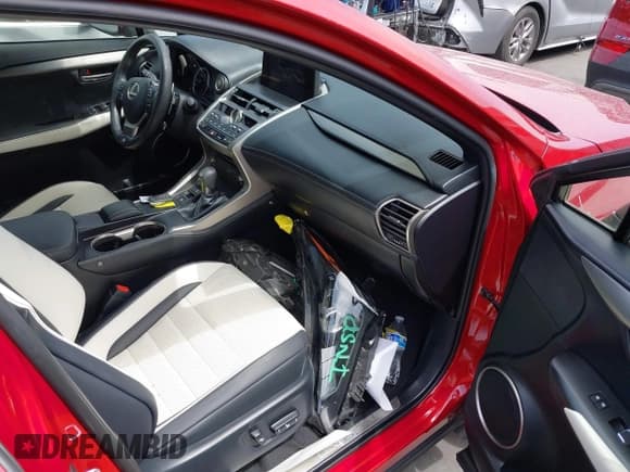 ✅ 2020 Lexus NX 300 F Sport • VIN: JTJSARBZ0L5016337 • Lot: 42397965. Wystawiony na IAAI z przebiegiem 45 414 mil. Bezpłatny archiwum sprzedaży aukcyjnych z USA i szczegółowy raport historii pojazdu na DreamBid. Zdjęcie 5.