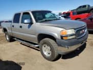 ✅ 2002 GMC Sierra 2500HD SLE • VIN: 1GTHK23U82F122659 • Лот: 72746004. Опубликован ранее на Copart с пробегом 225 502 миль. Бесплатный доступ к архиву аукционных продаж из США и подробный отчёт об истории автомобиля на DreamBid. Изображение 4.