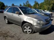 ✅ 1999 Lexus RX 300 • VIN: JT6HF10UXX0067619 • Lot: 85947135. Wystawiony na Copart z przebiegiem 319 776 mil. Bezpłatny archiwum sprzedaży aukcyjnych z USA i szczegółowy raport historii pojazdu na DreamBid. Zdjęcie 4.