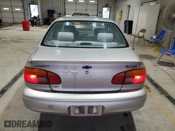 ✅ 1998 Chevrolet Prizm Lsi • VIN: 1Y1SK5288WZ403310 • Lot: 83931875. Wystawiony na Copart z przebiegiem 112 491 mil. Bezpłatny archiwum sprzedaży aukcyjnych z USA i szczegółowy raport historii pojazdu na DreamBid. Zdjęcie 6.