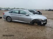 ✅ 2018 Honda Accord EX • VIN: 1HGCV3F4XJA002748 • Lot: 58582605. Listed on Copart with 82,203 mi. Free auction sales archive from the USA and detailed vehicle history report at DreamBid. Image 4.