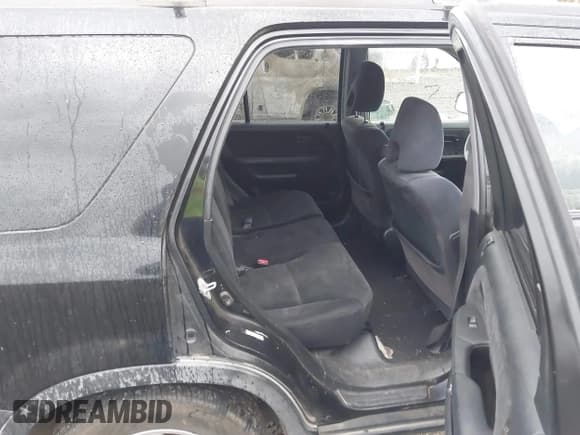 ✅ 2005 Honda CR-V EX • VIN: JHLRD78895C064464 • Lot: 43312079. Wystawiony na IAAI z przebiegiem 186 626 mil. Bezpłatny archiwum sprzedaży aukcyjnych z USA i szczegółowy raport historii pojazdu na DreamBid. Zdjęcie 8.