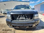 ✅ 2008 Chevrolet Suburban 1LT • VIN: 1GNFK16338J114793 • Lot: 70915985. Wystawiony na Copart z przebiegiem 235 245 mil. Bezpłatny archiwum sprzedaży aukcyjnych z USA i szczegółowy raport historii pojazdu na DreamBid. Zdjęcie 5.