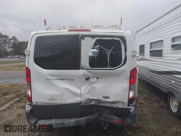 ✅ 2015 Ford Transit • VIN: 1FTNR1ZG8FKA78492 • Лот: 43676356. Опубликован ранее на IAAI с пробегом 199 542 миль. Бесплатный доступ к архиву аукционных продаж из США и подробный отчёт об истории автомобиля на DreamBid. Изображение 6.
