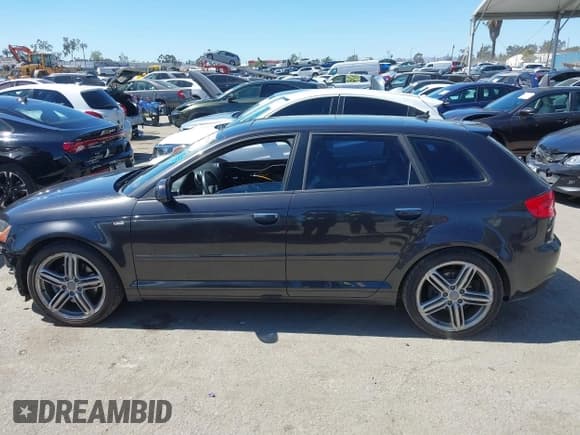 ✅ 2011 Audi A3 Premium Plus • VIN: WAUKEAFM2BA065050 • Лот: 41859453. Опубликован ранее на IAAI с пробегом 98 894 миль. Бесплатный доступ к архиву аукционных продаж из США и подробный отчёт об истории автомобиля на DreamBid. Изображение 15.