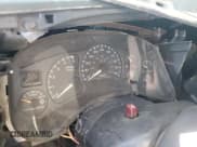 ✅ 2001 Chevrolet Silverado 2500HD LS • VIN: 1GCHK23U01F199623 • Lot: 85271075. Wystawiony na Copart z przebiegiem Nie podano. Bezpłatny archiwum sprzedaży aukcyjnych z USA i szczegółowy raport historii pojazdu na DreamBid. Zdjęcie 9.