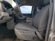 ✅ 2008 Dodge Durango • VIN: 1D8HB38N88F119813 • Lot: 86749285. Wystawiony na Copart z przebiegiem Nie podano. Bezpłatny archiwum sprzedaży aukcyjnych z USA i szczegółowy raport historii pojazdu na DreamBid. Zdjęcie 7.