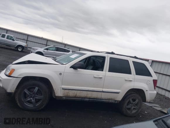 ✅ 2007 Jeep Grand Cherokee Limited • VIN: 1J8HR58217C592747 • Лот: 43701779. Опубликован ранее на IAAI с пробегом 164 649 миль. Бесплатный доступ к архиву аукционных продаж из США и подробный отчёт об истории автомобиля на DreamBid. Изображение 14.