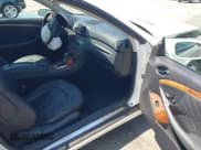 ✅ 2009 Mercedes-Benz CLK 350 • VIN: WDBTK56F09T104434 • Lot: 41976340. Wystawiony na IAAI z przebiegiem 58 710 mil. Bezpłatny archiwum sprzedaży aukcyjnych z USA i szczegółowy raport historii pojazdu na DreamBid. Zdjęcie 5.