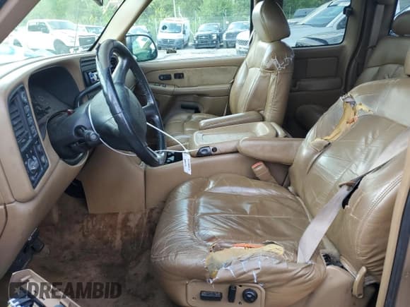 ✅ 1999 GMC Sierra 1500 SLE • VIN: 1GTEK19T0XE523549 • Лот: 62088315. Опубликован ранее на Copart с пробегом 141 472 миль. Бесплатный доступ к архиву аукционных продаж из США и подробный отчёт об истории автомобиля на DreamBid. Изображение 7.