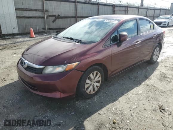 ✅ 2012 Honda Civic LX • VIN: 2HGFB2F54CH572726 • Lot: 93552065. Wystawiony na Copart z przebiegiem 175 657 mil. Bezpłatny archiwum sprzedaży aukcyjnych z USA i szczegółowy raport historii pojazdu na DreamBid. Zdjęcie 1.