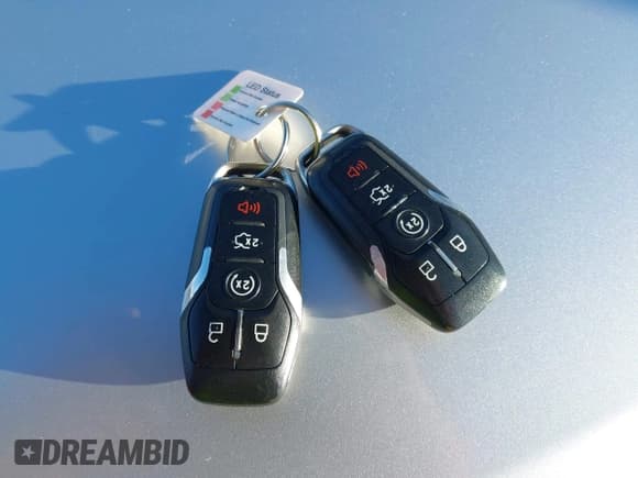 ✅ 2016 Ford Explorer Sport • VIN: 1FM5K8GT3GGB02467 • Lot: 43886644. Wystawiony na IAAI z przebiegiem 124 138 mil. Bezpłatny archiwum sprzedaży aukcyjnych z USA i szczegółowy raport historii pojazdu na DreamBid. Zdjęcie 11.