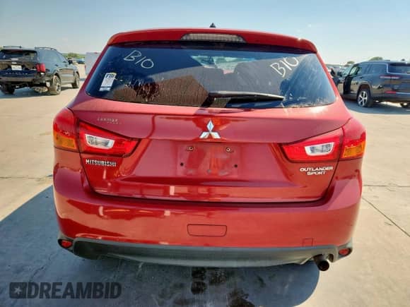 2013 Mitsubishi Outlander ES с VIN 4A4AP3AU6DE020001, выставлен на аукционе Copart как лот 71909315 с пробегом Не указан миль и Списание • Salvage title. История ставок и продаж доступна на DreamBid. Изображение 6.