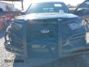 ✅ 2022 Ford Police Interceptor Utility • VIN: 1FM5K8AB3NGC19818 • Lot: 38155071. Wystawiony na IAAI z przebiegiem 37 817 mil. Bezpłatny archiwum sprzedaży aukcyjnych z USA i szczegółowy raport historii pojazdu na DreamBid. Zdjęcie 6.