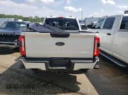 ✅ 2023 Ford F-250 XL • VIN: 1FT8W2BA1PEC84139 • Lot: 60318375. Wystawiony na Copart z przebiegiem 23 592 mil. Bezpłatny archiwum sprzedaży aukcyjnych z USA i szczegółowy raport historii pojazdu na DreamBid. Zdjęcie 6.