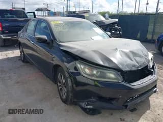 ✅ 2013 Honda Accord LX • VIN: 1HGCR2F32DA068401 • Lot: 43377959. Listed on IAAI with 179,000 mi. Free auction sales archive from the USA and detailed vehicle history report at DreamBid. Image 1.