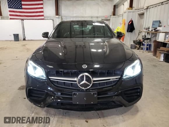 ✅ 2020 Mercedes-Benz E 63 S AMG • VIN: W1KZF8KBXLA823137 • Lot: 53495775. Wystawiony na Copart z przebiegiem 32 072 mil. Bezpłatny archiwum sprzedaży aukcyjnych z USA i szczegółowy raport historii pojazdu na DreamBid. Zdjęcie 5.