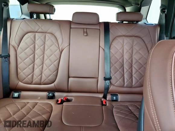 ✅ 2023 BMW X5 xDrive40i • VIN: 5UXCR6C06P9R68464 • Lot: 82188985. Listed on Copart with 21,525 mi. Free auction sales archive from the USA and detailed vehicle history report at DreamBid. Image 10.