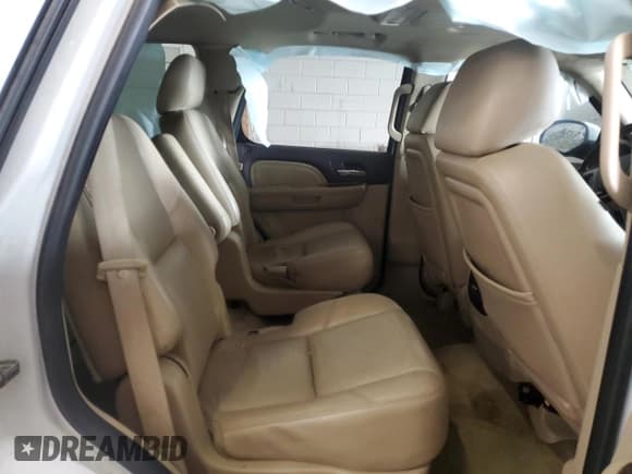 ✅ 2011 GMC Yukon Denali • VIN: 1GKS2EEF4BR312970 • Lot: 71128155. Listed on Copart with 146,067 mi. Free auction sales archive from the USA and detailed vehicle history report at DreamBid. Image 11.