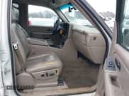 ✅ 2006 Chevrolet Silverado 2500HD LT1 • VIN: 1GCHK23D16F156660 • Lot: 41497692. Listed on IAAI with 287,502 mi. Free auction sales archive from the USA and detailed vehicle history report at DreamBid. Image 5.