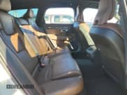 ✅ 2022 Volvo V90 • VIN: YV4062NLXN1145073 • Лот: 81382295. Опубликован ранее на Copart с пробегом 29 682 миль. Бесплатный доступ к архиву аукционных продаж из США и подробный отчёт об истории автомобиля на DreamBid. Изображение 11.