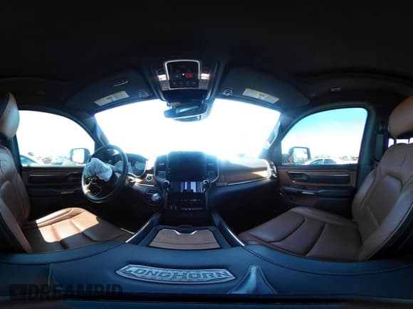 ✅ 2024 Ram 1500 Longhorn • VIN: 1C6SRFKT0RN178507 • Lot: 42223211. Wystawiony na IAAI z przebiegiem 13 321 mil. Bezpłatny archiwum sprzedaży aukcyjnych z USA i szczegółowy raport historii pojazdu na DreamBid. Zdjęcie 19.