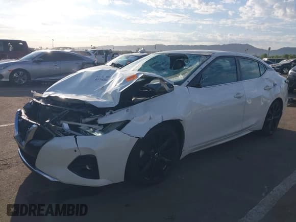 ✅ 2020 Nissan Maxima SR • VIN: 1N4AA6EV5LC385959 • Lot: 43395844. Listed on IAAI with 120,332 mi. Free auction sales archive from the USA and detailed vehicle history report at DreamBid. Image 17.