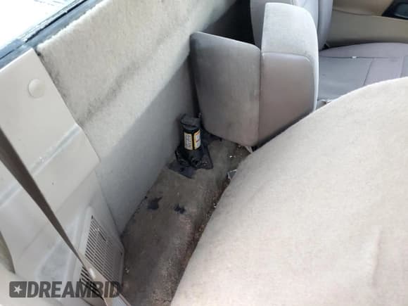 ✅ 1997 Mazda B-Series • VIN: 4F4CR12A7VTM10371 • Lot: 89155465. Wystawiony na Copart z przebiegiem 97 656 mil. Bezpłatny archiwum sprzedaży aukcyjnych z USA i szczegółowy raport historii pojazdu na DreamBid. Zdjęcie 10.