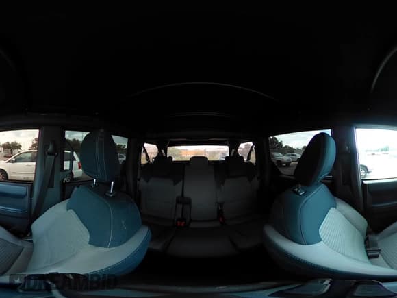 ✅ 2023 Ford Bronco • VIN: 1FMEE5BP0PLB18858 • Lot: 43179647. Wystawiony na IAAI z przebiegiem 38 479 mil. Bezpłatny archiwum sprzedaży aukcyjnych z USA i szczegółowy raport historii pojazdu na DreamBid. Zdjęcie 18.