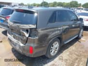 ✅ 2014 Kia Sorento EX • VIN: 5XYKU4A75EG453922 • Lot: 42338759. Wystawiony na IAAI z przebiegiem 195 832 mil. Bezpłatny archiwum sprzedaży aukcyjnych z USA i szczegółowy raport historii pojazdu na DreamBid. Zdjęcie 4.