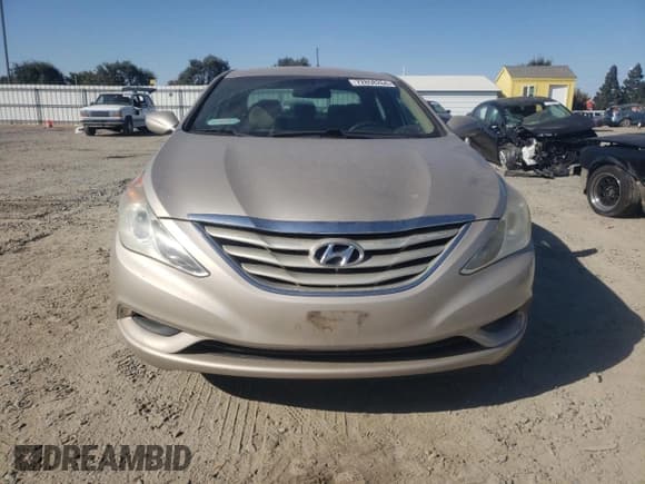 ✅ 2011 Hyundai Sonata GLS • VIN: 5NPEB4AC3BH056701 • Lot: 72858264. Listed on Copart with 139,588 mi. Free auction sales archive from the USA and detailed vehicle history report at DreamBid. Image 5.