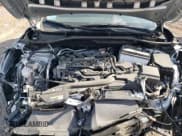 ✅ 2022 Toyota Corolla Cross LE • VIN: 7MUCAABG6NV011444 • Lot: 71441935. Listed on Copart with 29,196 mi. Free auction sales archive from the USA and detailed vehicle history report at DreamBid. Image 12.