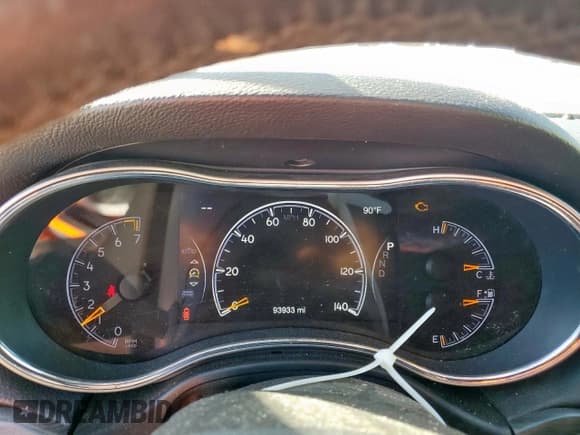 ✅ 2019 Jeep Grand Cherokee Altitude • VIN: 1C4RJEAG3KC615415 • Lot: 84956095. Listed on Copart with 93,933 mi. Free auction sales archive from the USA and detailed vehicle history report at DreamBid. Image 9.